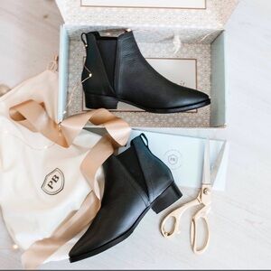 Poppy Barley Leather Low Rise Chukka Shoe